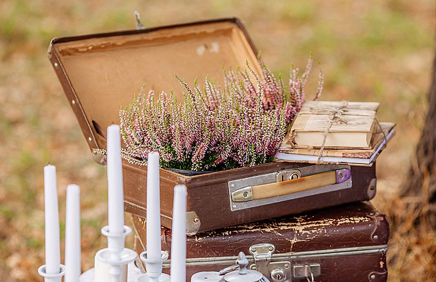 Cosa distingue un funerale laico da uno religioso?